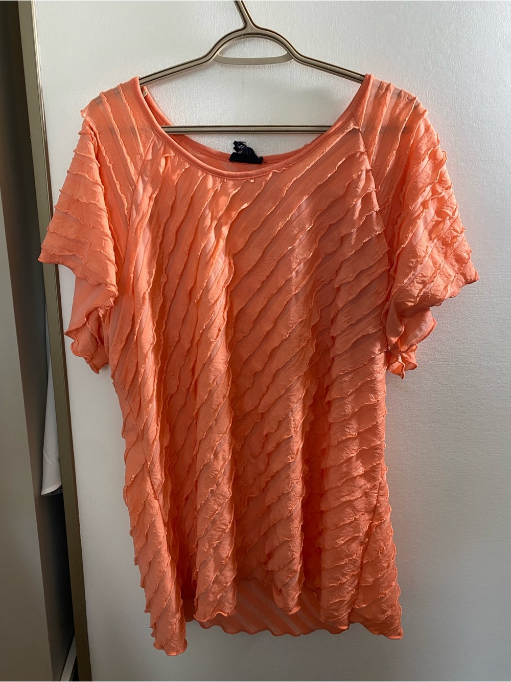 Brittany Black Coral Peach Ruffle-Textured Flutter Top